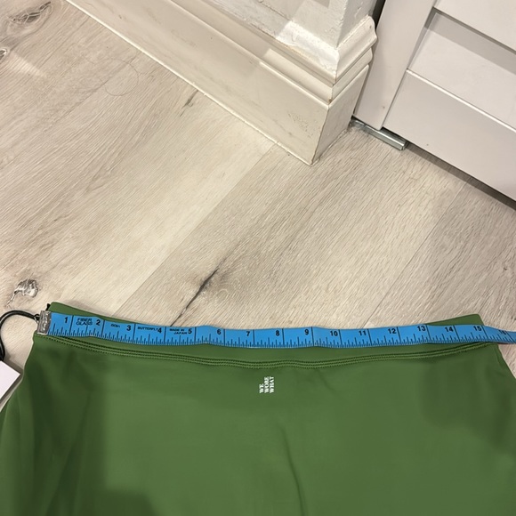 We Wore What NWT Active Skort in solid court Green - Picture 9 of 11